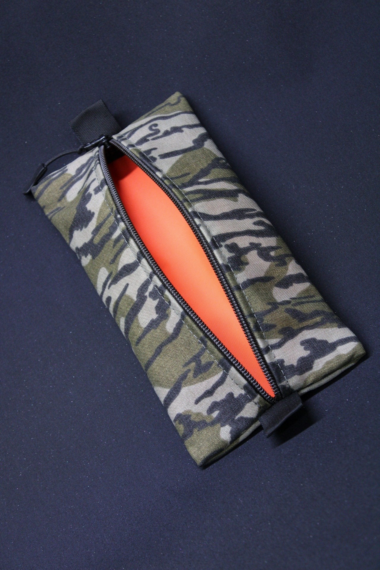 Flat Pouch in Mossy Oak Bottomland